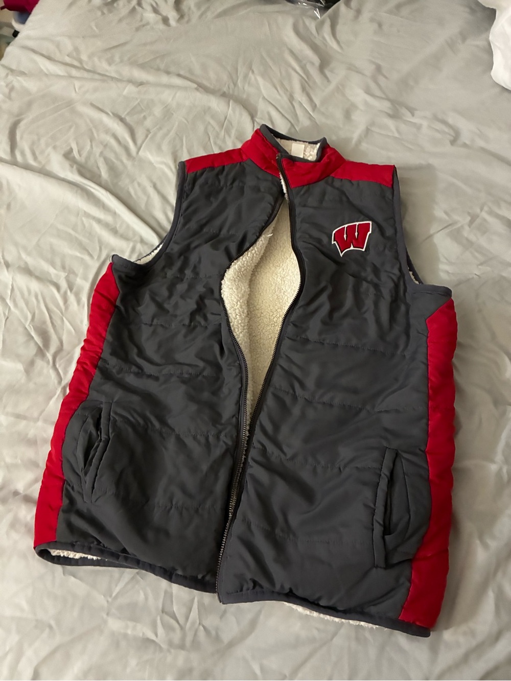 Colosseum Gray & Red Quilted Sherpa-Lined Vest